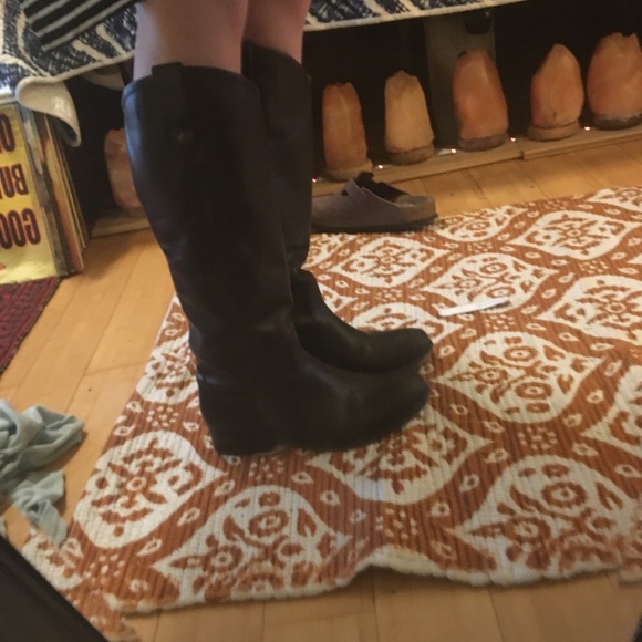 FRYE size 7 extended calf leather brown boot - Picture 3 of 7