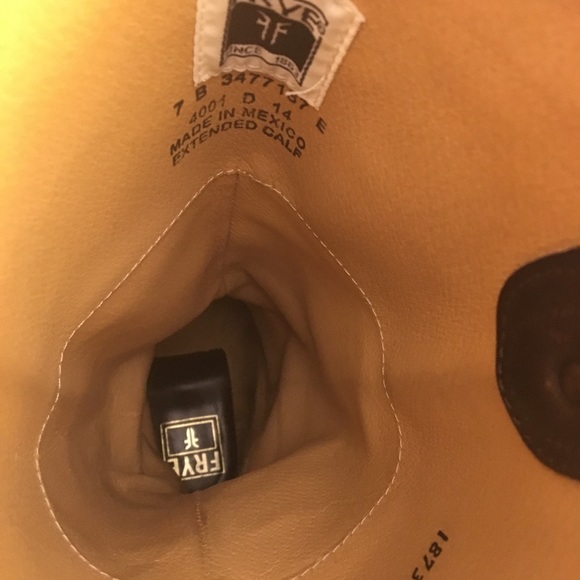 FRYE size 7 extended calf leather brown boot - Picture 6 of 7