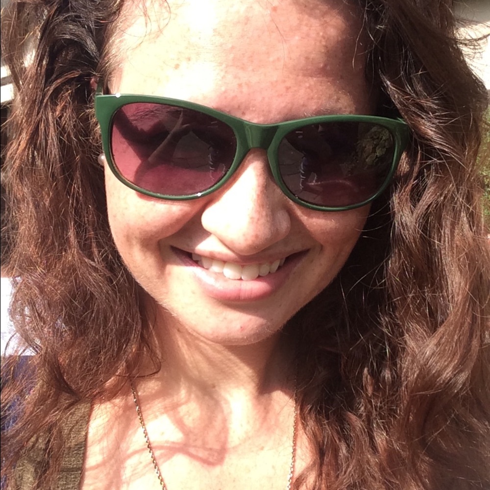 Meet your Posher, Michaela