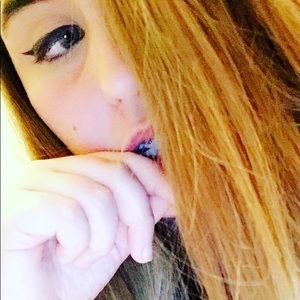 Meet your Posher, Sabrina