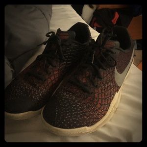 KOBE 11 mamba instinct so ten used