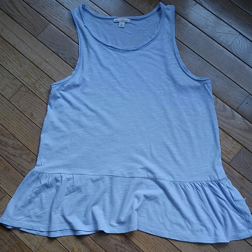 ♦ 3 for $15 Gap Lavender Peplum Tank - Picture 5 of 7
