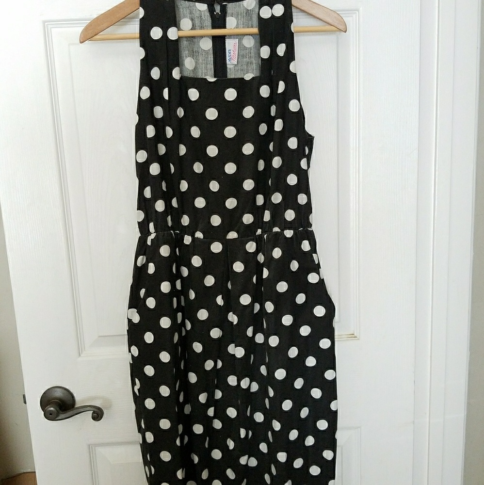 Vintage polka dot halterneck dress pockets