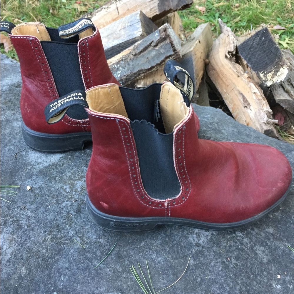 Burgundy Blunstones