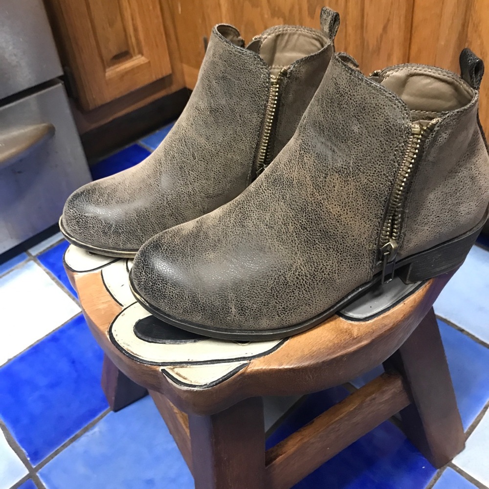 Cutie booties