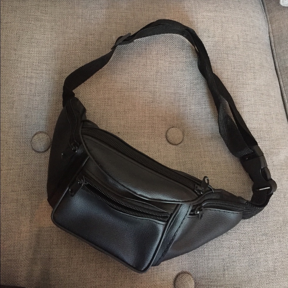 NEW Nastygal black leather fannypack