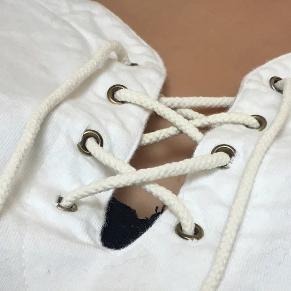 White Lace Up Crop Tee - Picture 4 of 4