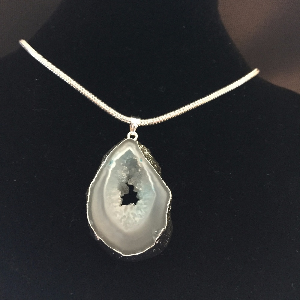 Geode Necklace