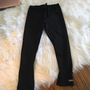 Lorna Jane black workout capri