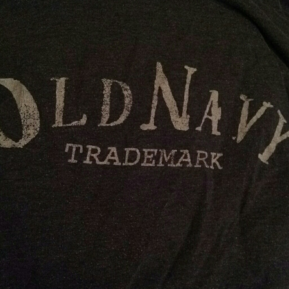 Old Navy t-shirt size large gray