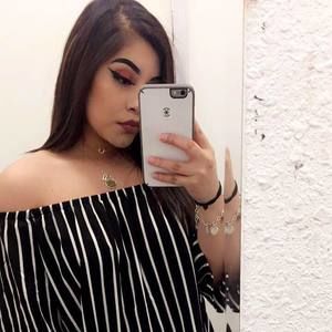 Meet your Posher, Nyssa