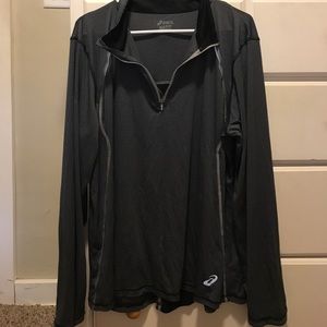 Long sleeve quarter zip