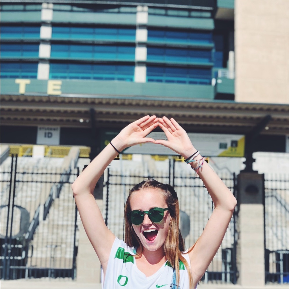 Meet your Posher, Tate