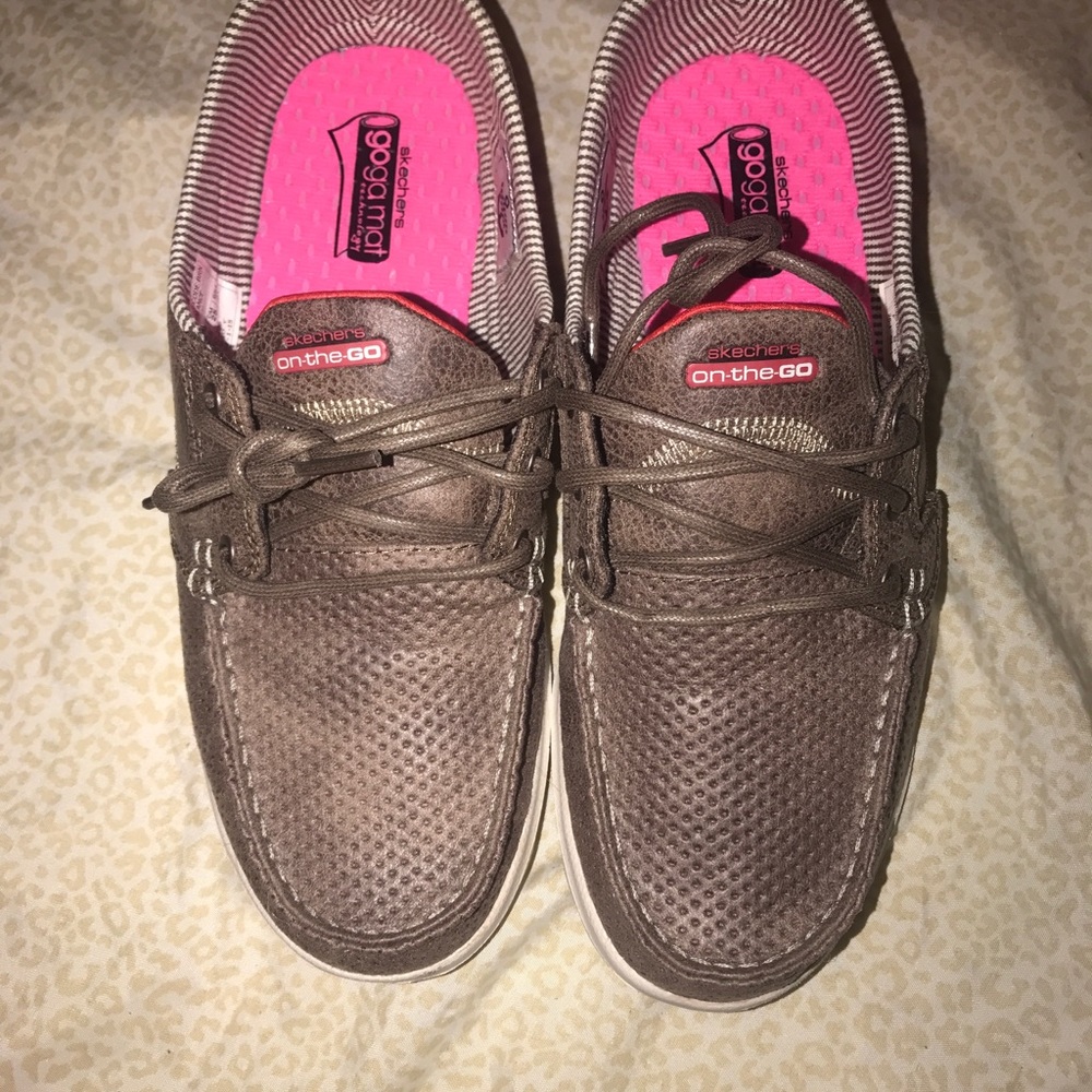 Skechers shoes