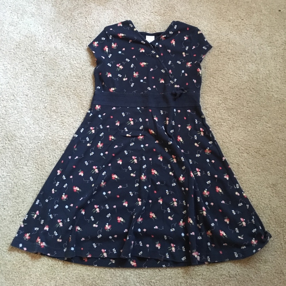 Gymboree size 7 navy dress with flowers