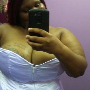 Meet your Posher, Tenisha