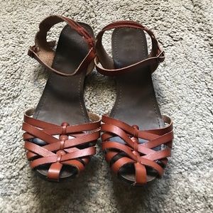 Cute Strappy Leather Sandals
