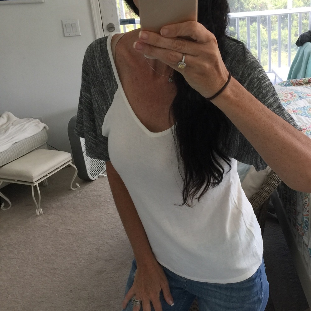 Twenty tees cream and grey top shirt Small NWT