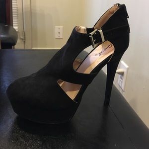 black heels