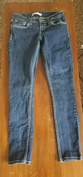 Levi Skinny Jeans - Picture 1 of 2