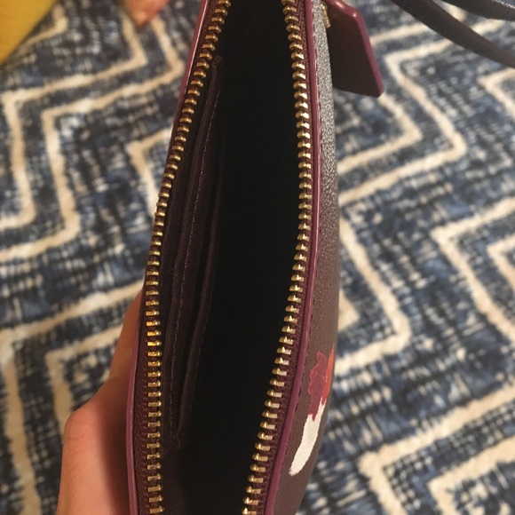 COACH wristlet - Picture 2 of 3