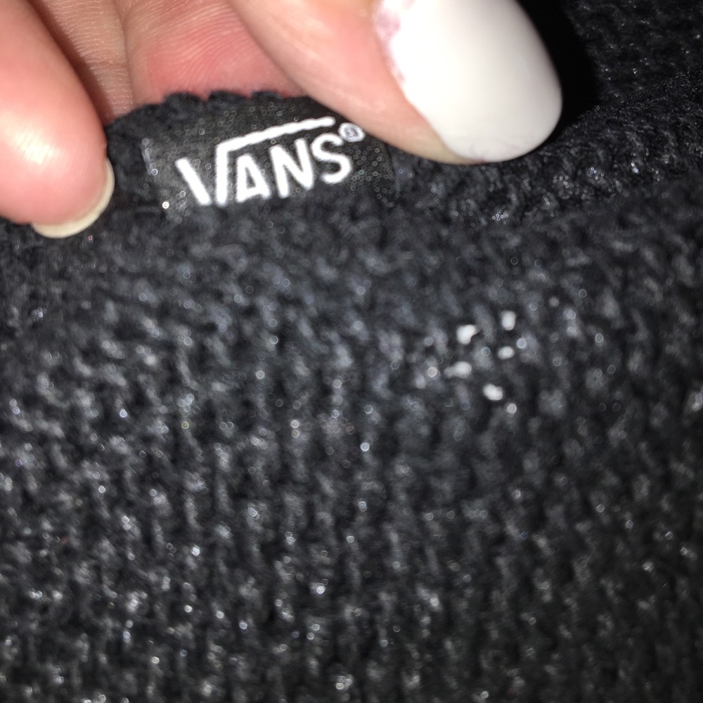Van's Sweaters - Picture 6 of 8