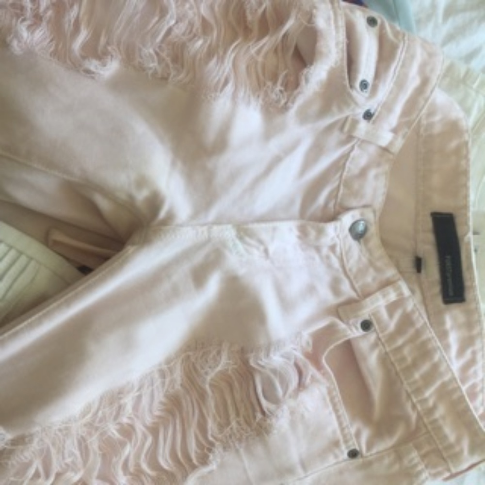 Light Pink Ripped Jeans!
