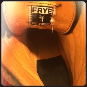 FRYE size 7 lace up heeled boot