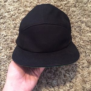 Black Snapback