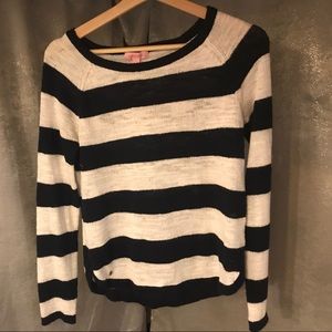 Loose knit sweater