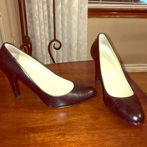 #25- Black Ralph Lauren 3.5" heel -- size 8B