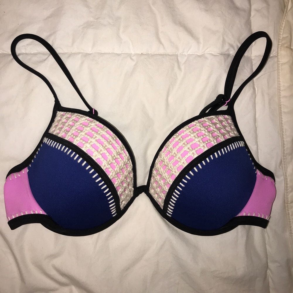 Victoria’s Secret Crochet Detail Bikini Top