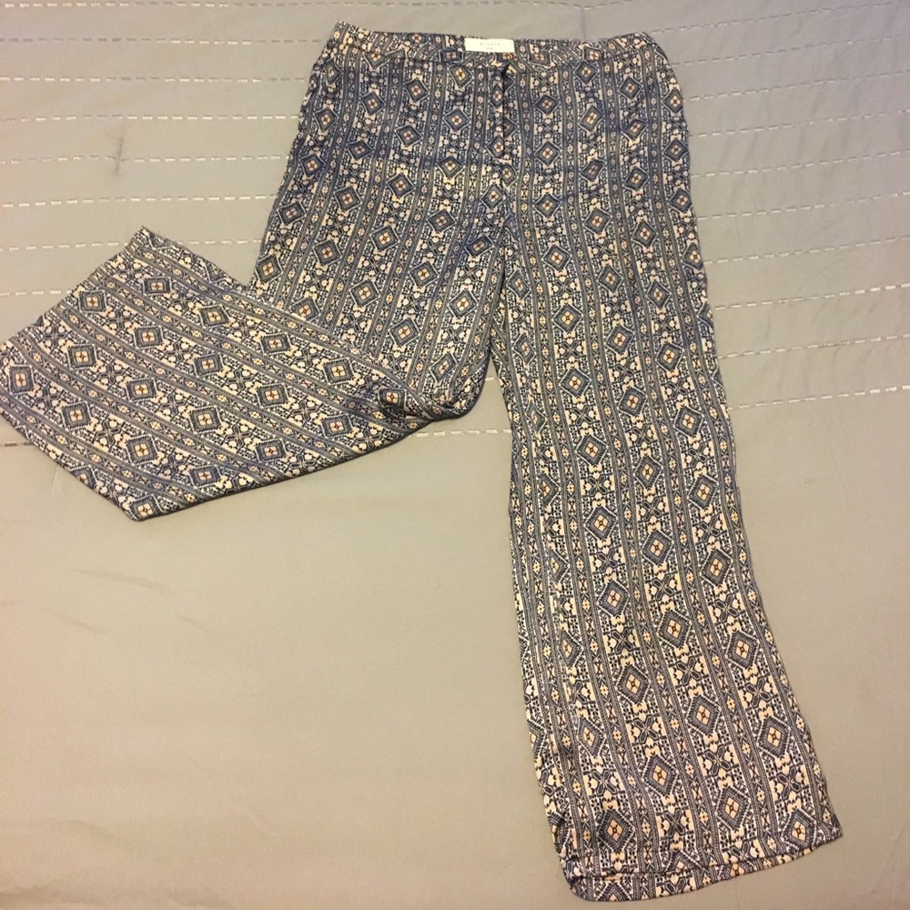 Relaxed fit silk pants