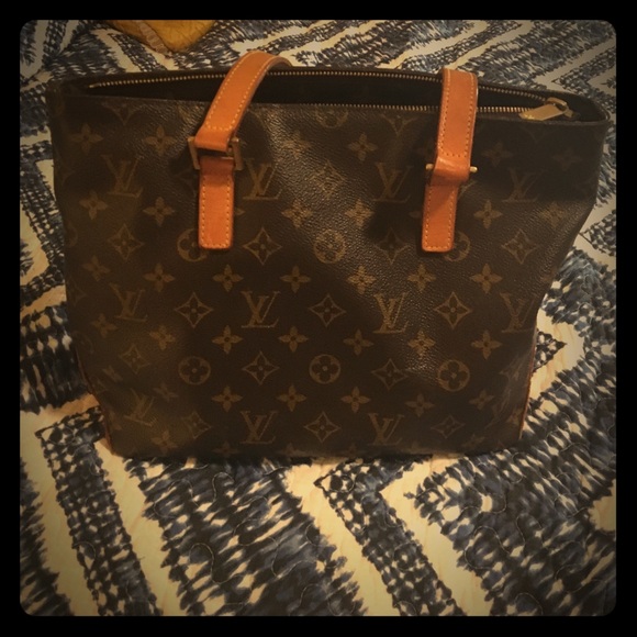 Louis Vuitton classic shoulder purse - Picture 1 of 3