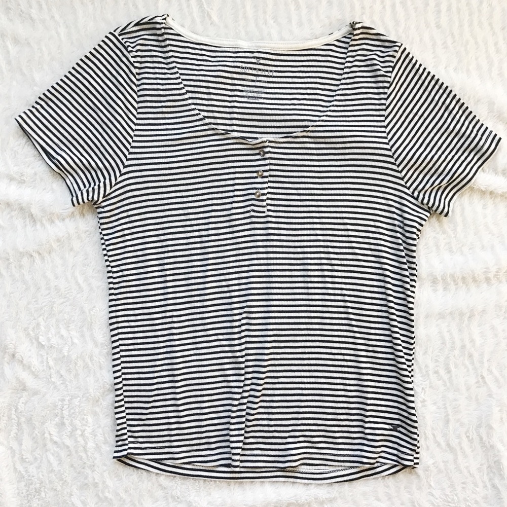 AMERICAN EAGLE "SOFT & SEXY" TEE