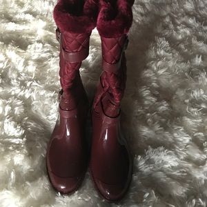 Wine colored -Women's rain boot-new never worn