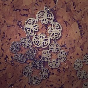 Silver dangling filigree earrings..lightweight