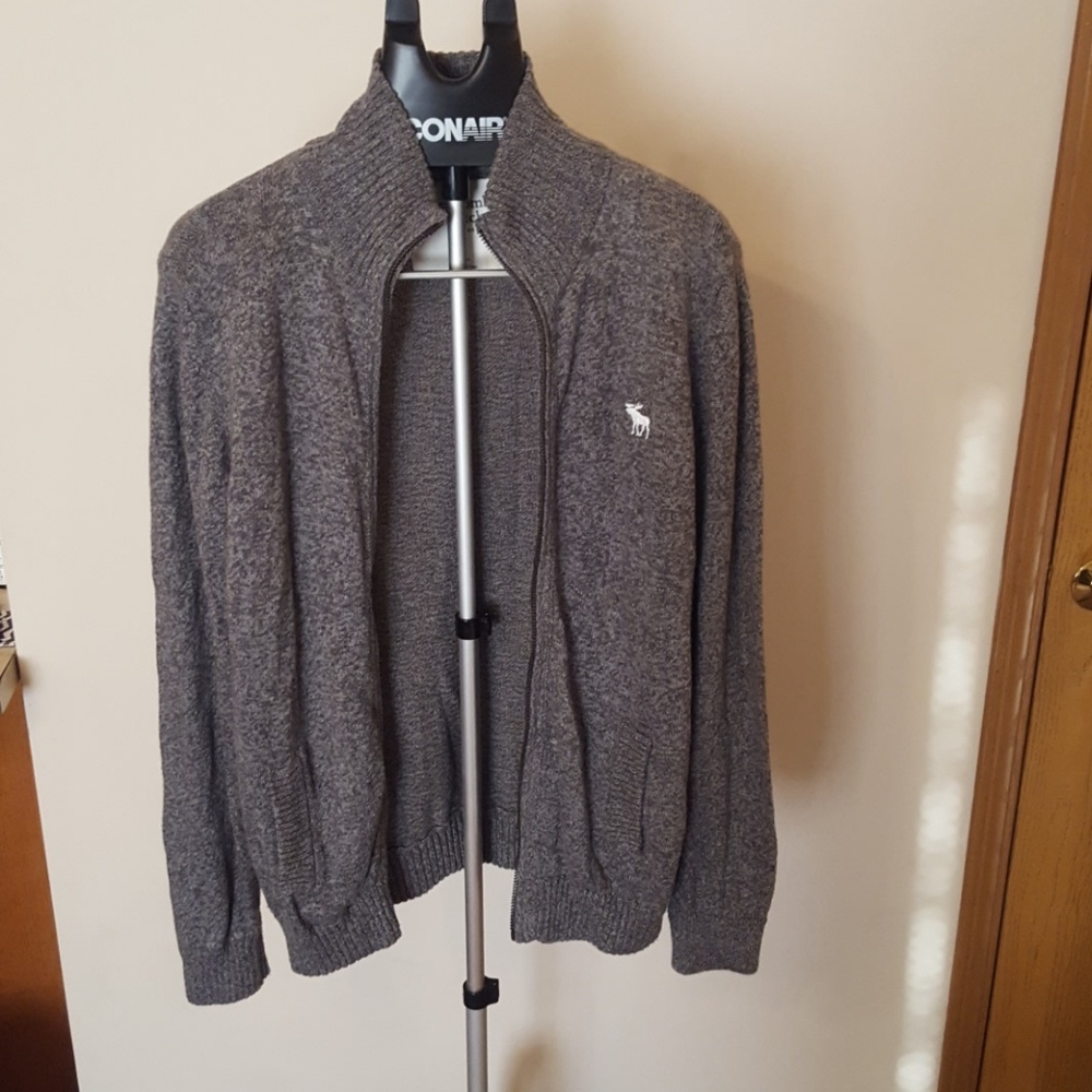 Abercrombie & Fitch Grey Sweater