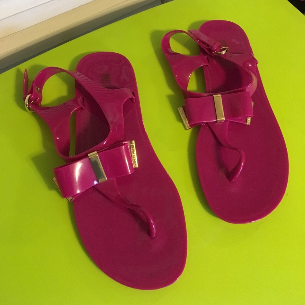 # 17 Michael Kors Dark pink plate jelly sandles -8