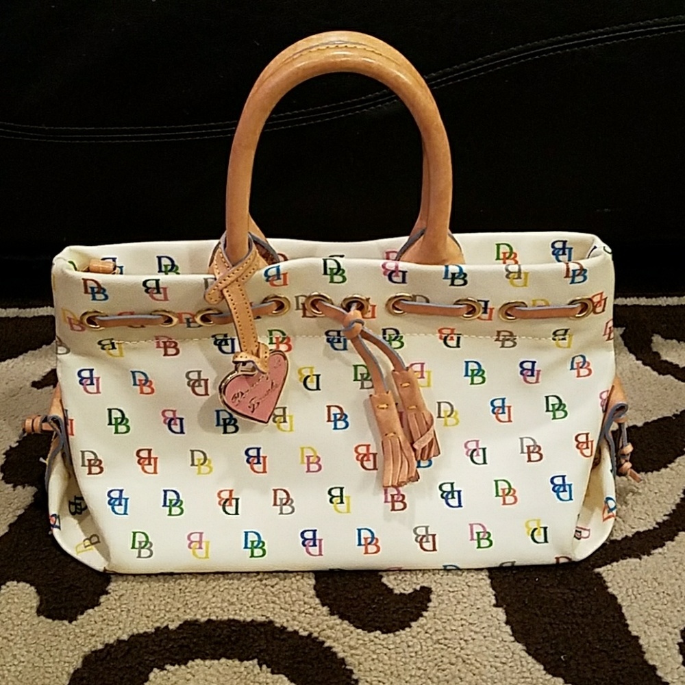 Dooney & Bourke purse (Authentic)