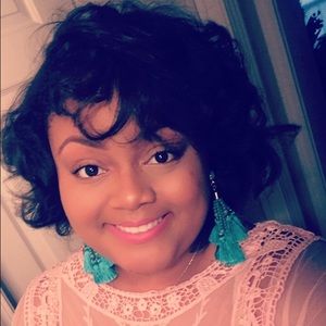 Meet your Posher, Reagan