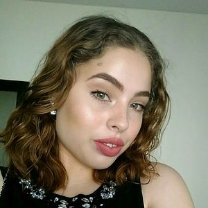 Meet your Posher, Jamilette