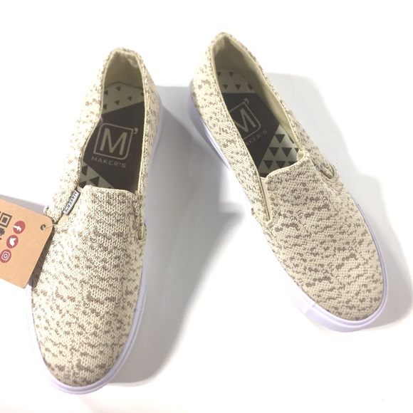 Nude Slip-On Sneakers Flats Soft Sneakers Fabric - Picture 2 of 3