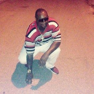 Meet your Posher, Lewis