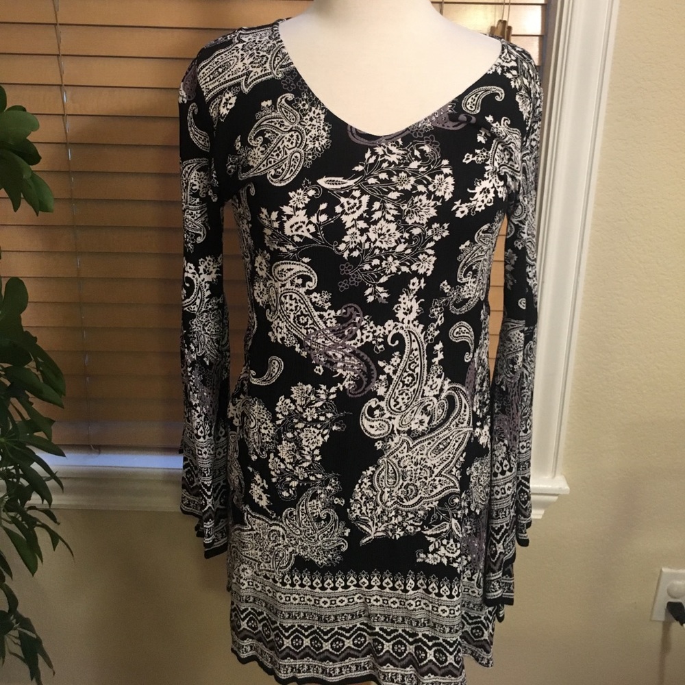 Cute bell sleeve dress