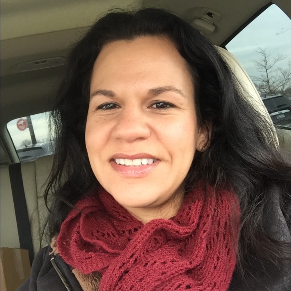 Meet your Posher, Angela