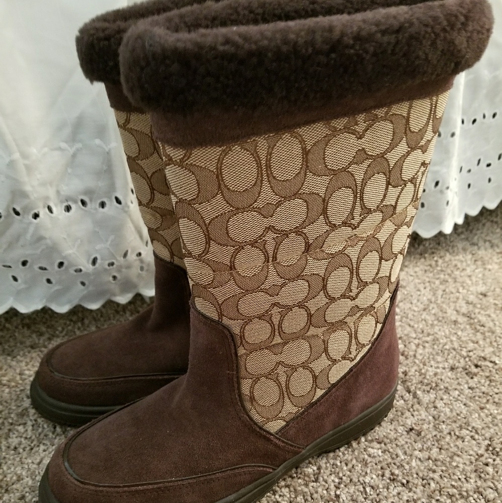 NWT Calf-height brown Coach boots