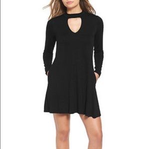 Nordstrom Socialite Mock Choker Neck Shift Dress