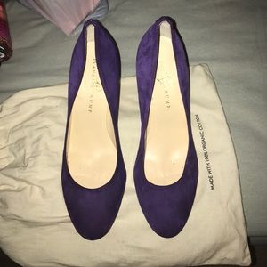 Suade Pumps