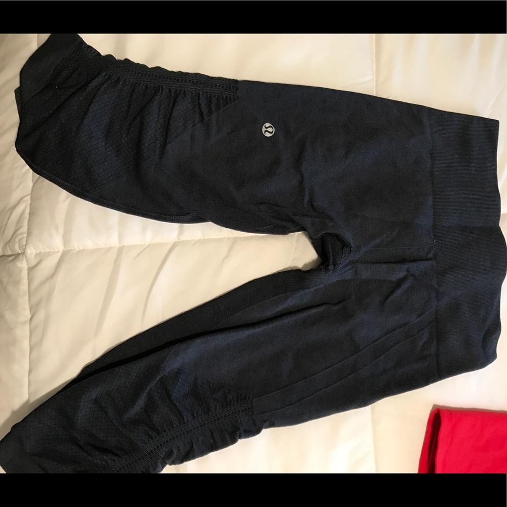 Lululemon crops